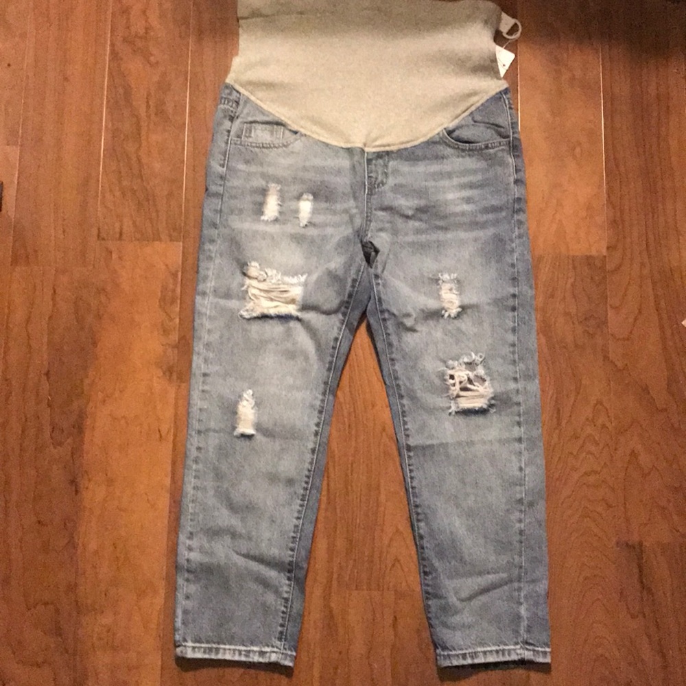 Brand new maternity jeans distressed.